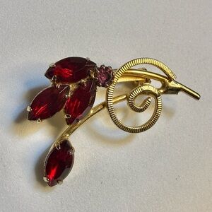 Vintage Red & Goldtone Curl Brooch